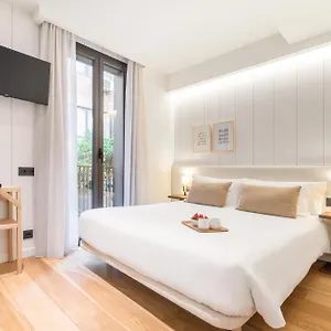 https://casa-bella-gracia.topbarcelonahotels.com